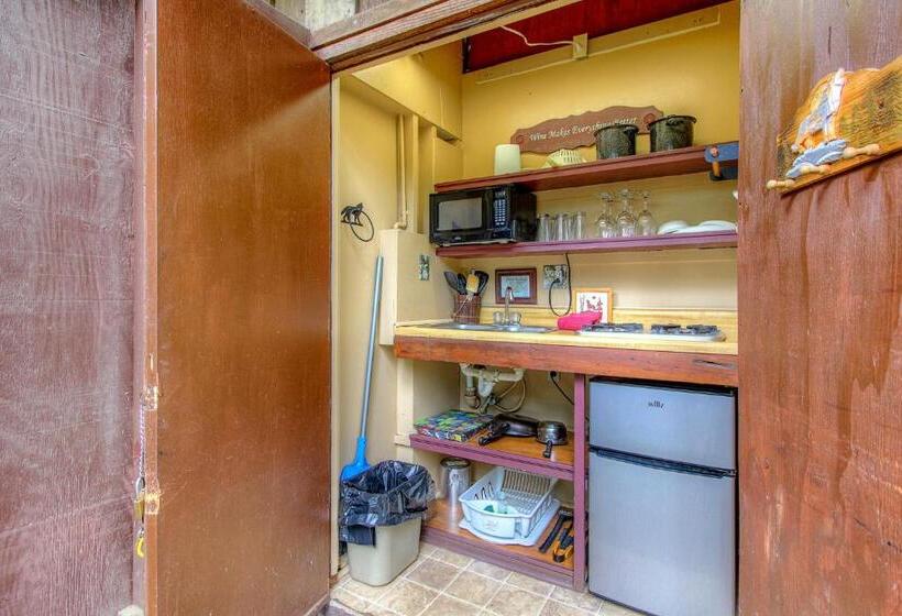 스탠다드 방갈로, Redwoods River Resort & Campground