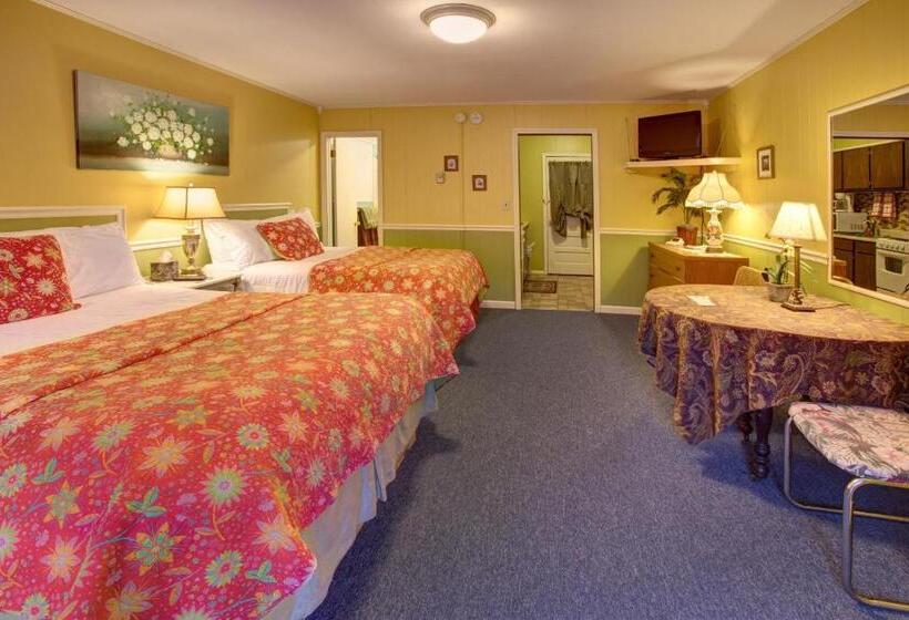 스탠다드 스튜디오, Starlite Motel & Suites