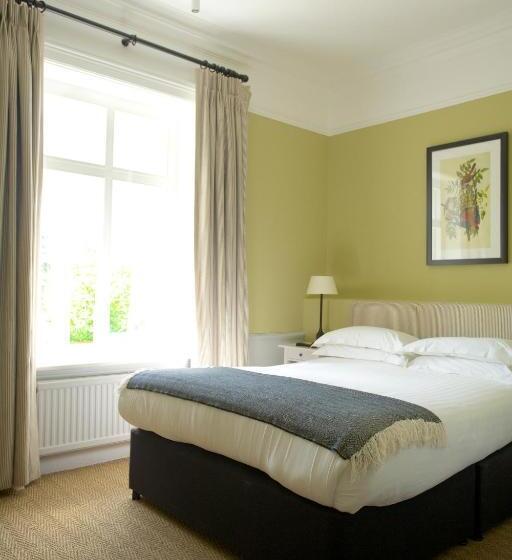 古典房间, The Manor At Sway – Hotel, Restaurant And Gardens