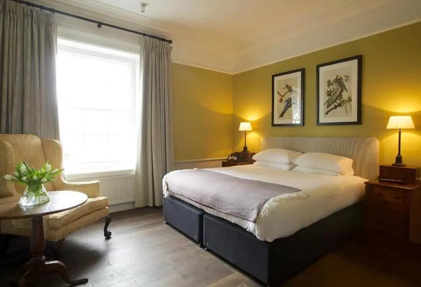 スタンダードルーム, The Manor At Sway – Hotel, Restaurant And Gardens