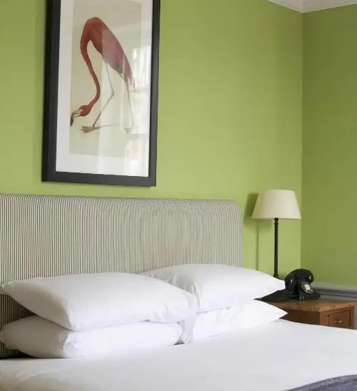 スタンダードルーム, The Manor At Sway – Hotel, Restaurant And Gardens