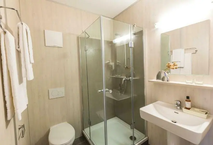 Standard-huone, Topmotel