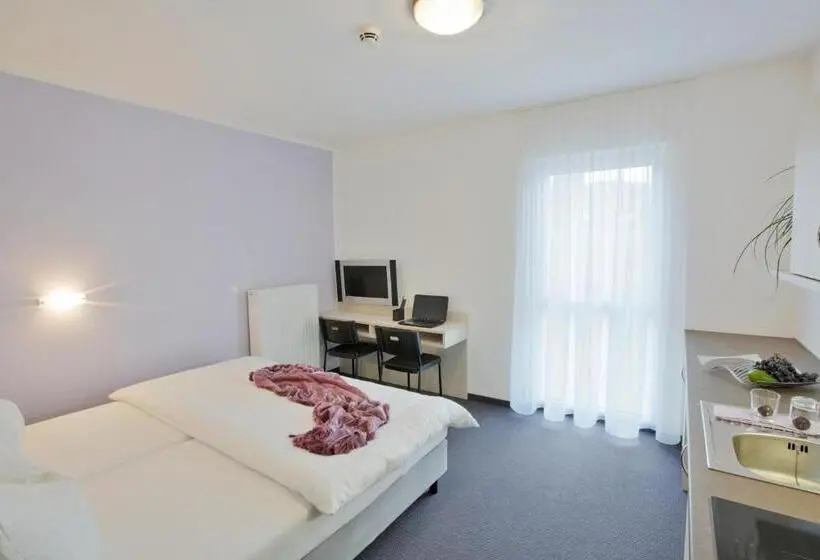 Huoneisto 1 Makuuhuone, Topmotel