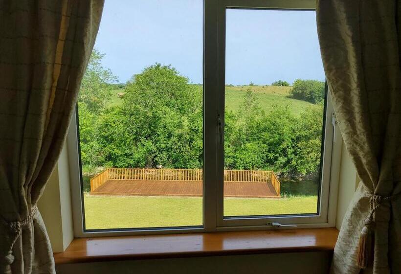 标准间带湖景, Ardilaun Guesthouse Self Catering