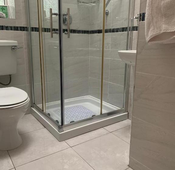 غرفة قياسية ثلاثية, Bolands Accommodation Dingle