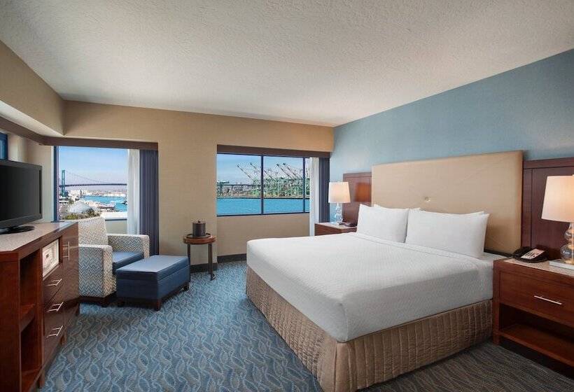 غرفة قياسية لذوى الاحتياجات الخاصة, Crowne Plaza Hotel Los Angeles Harbor, An Ihg