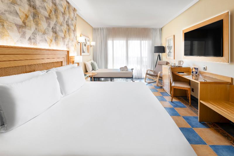 חדר סטנדרט נוף לגינה, Elba Sara Beach & Golf Resort