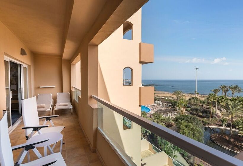 סוויטת ג'וניור נוף לים, Elba Sara Beach & Golf Resort