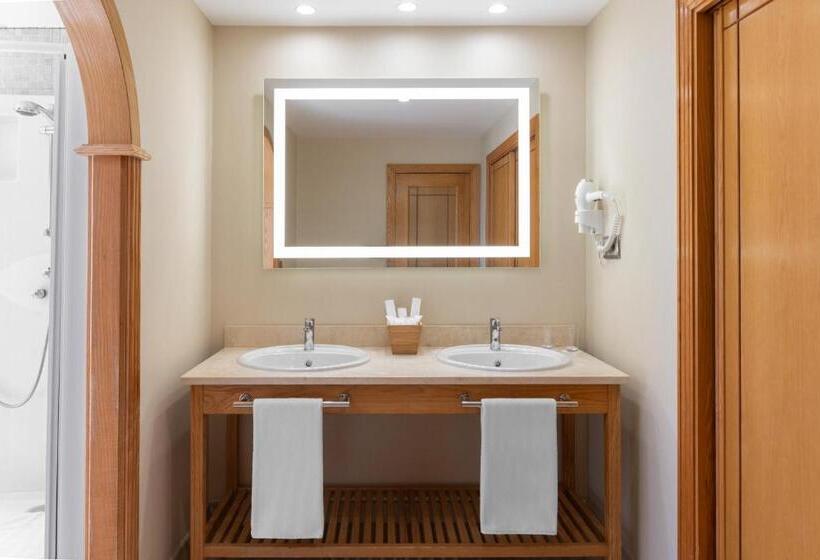 סוויטת ג'וניור נוף לים, Elba Sara Beach & Golf Resort