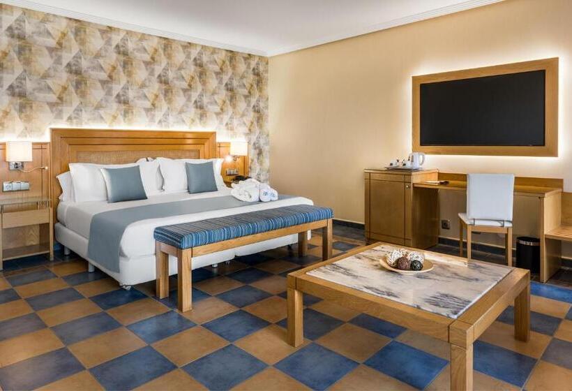 סוויטת ג'וניור נוף לים, Elba Sara Beach & Golf Resort