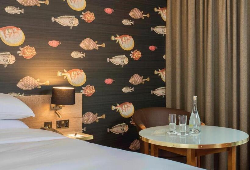 غرفة قياسية ثلاثية, Garryvoe