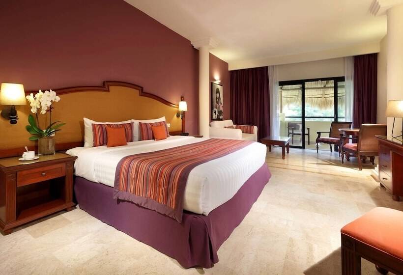 جناح جونيور عائلى, Grand Palladium Vallarta Resort & Spa - All Inclusive