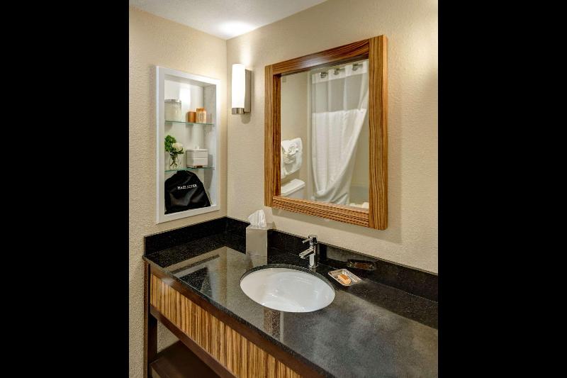 프리미엄 룸, Hampton Inn Philadelphia Center Cityconvention Center