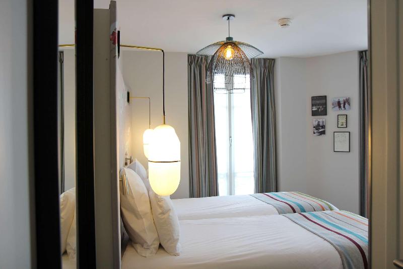 اتاق کلاسیک, Litteraire Marcel Ayme, Bw Premier Collection