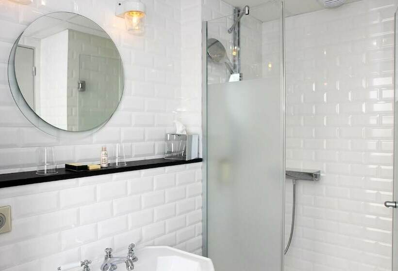 آپارتمان 1 خوابه, Litteraire Marcel Ayme, Bw Premier Collection