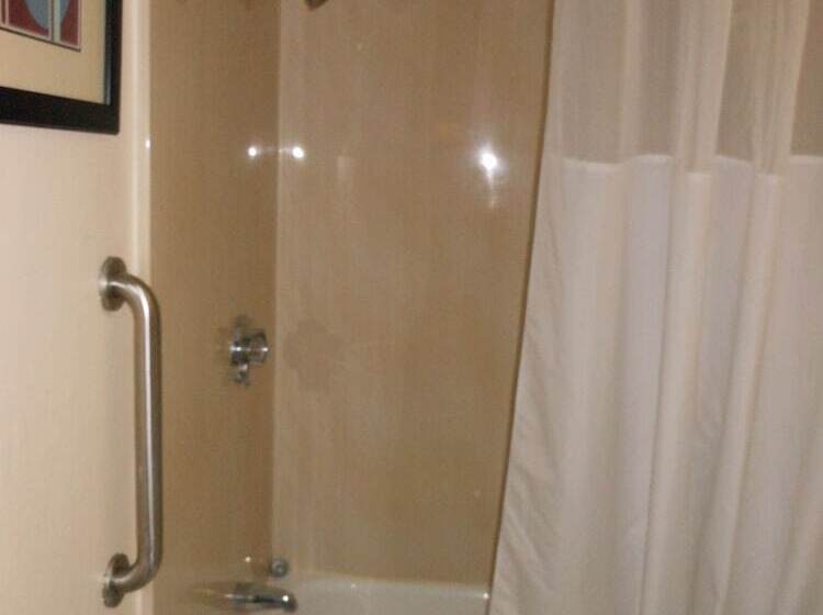 غرفه قياسيه سريرين مزدوجين, Ramada By Wyndham Davenport Orlando South