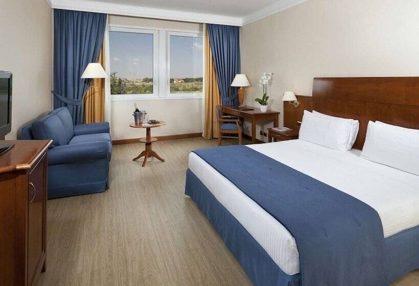 اتاق سوپریور, Roma Aurelia Antica