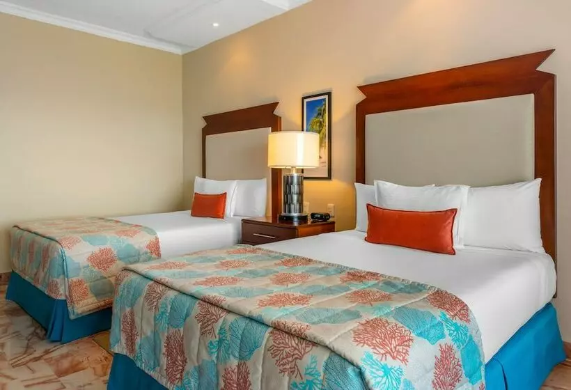 レイクビューデラックスルーム, Wyndham Grand Cancun All Inclusive Resort & Villas