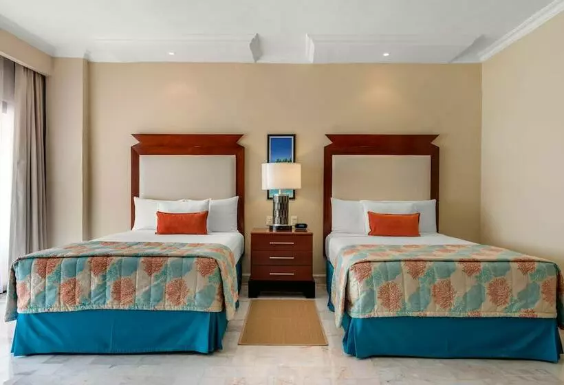 レイクビューデラックスルーム, Wyndham Grand Cancun All Inclusive Resort & Villas