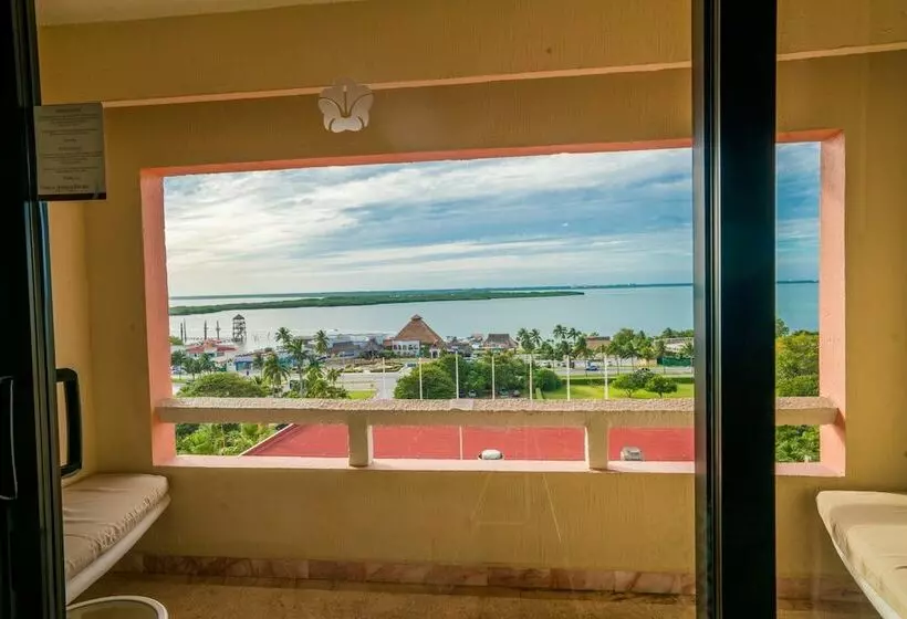 レイクビューデラックスルーム, Wyndham Grand Cancun All Inclusive Resort & Villas