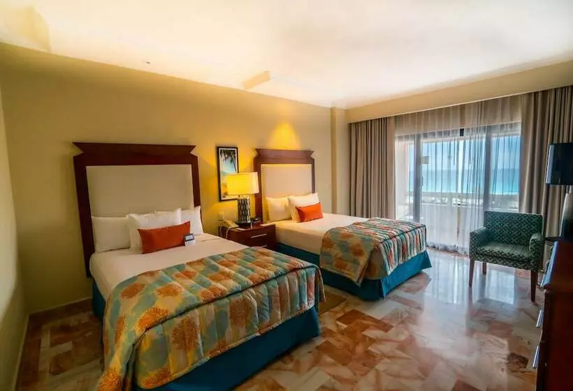 オーシャンビューデラックスルーム, Wyndham Grand Cancun All Inclusive Resort & Villas