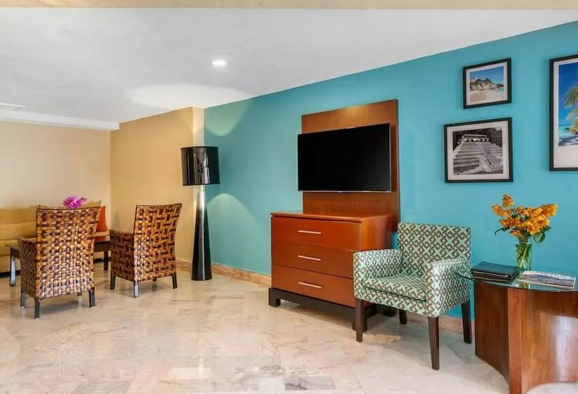 オーシャンビューデラックスルーム, Wyndham Grand Cancun All Inclusive Resort & Villas