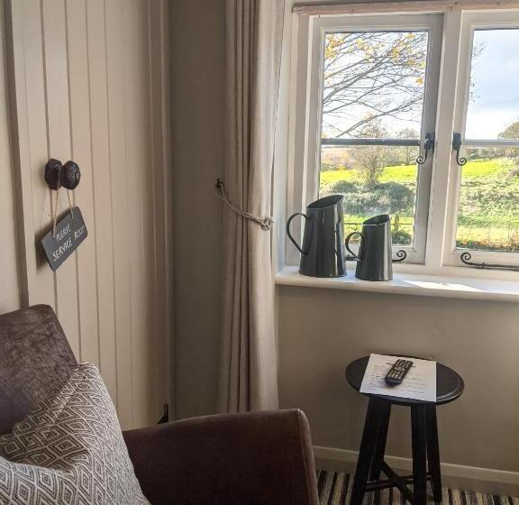 基本间, The Keepers Arms