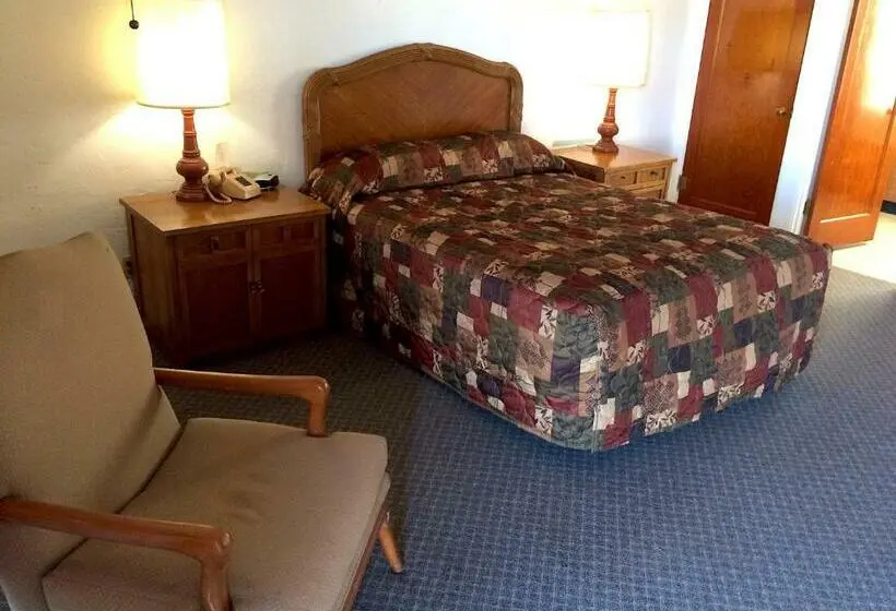 デラックスルーム, Connell Inn And Suites