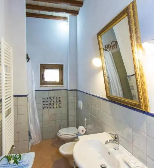 ガーデンビュースタンダードルーム, Il Borgo Di San Michele