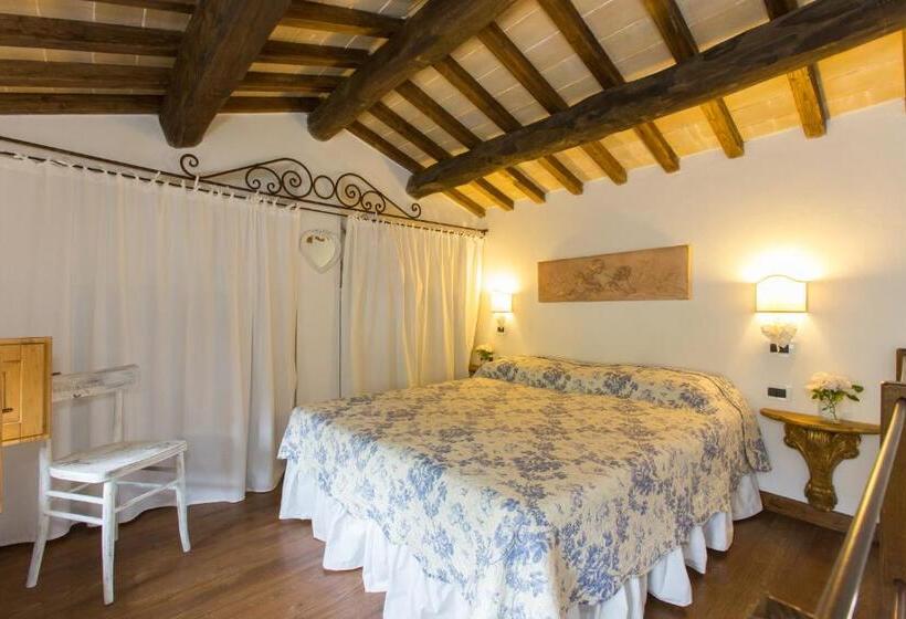 Номер Стандарт, Il Borgo Di San Michele