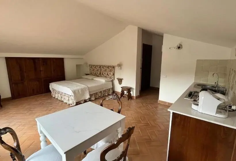 マウンテンビュースタンダードルーム, Il Borgo Di San Michele