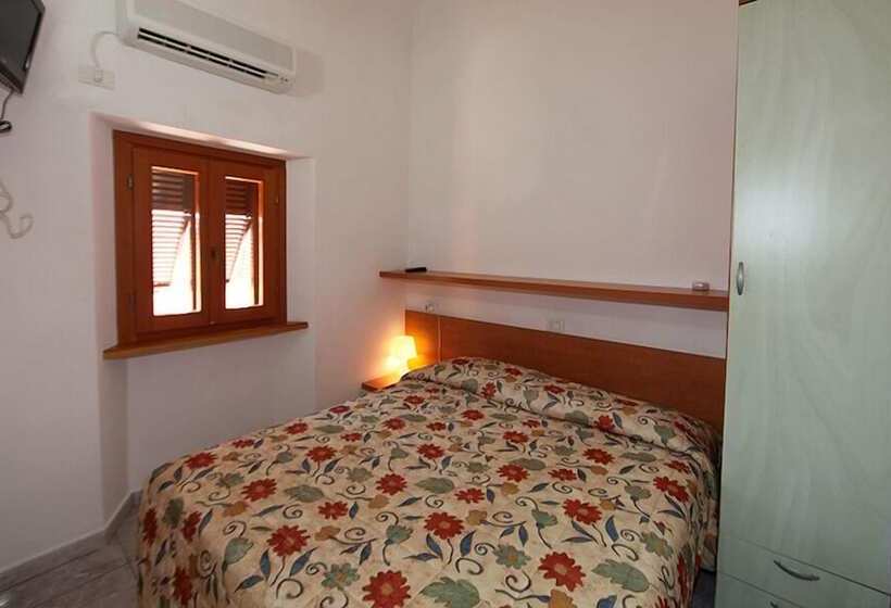 חדר סטנדרט, La Rosa