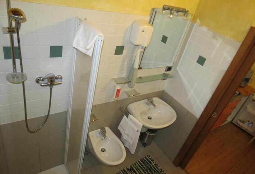 شقة غرفة واحدة, La Baita D'oro Ristorante Residence