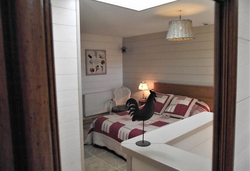 Четырехместный Номер Стандарт, Les Belles époques B&b   Piscine   Terrasses   Brumisateurs   Proche Puy Du Fou