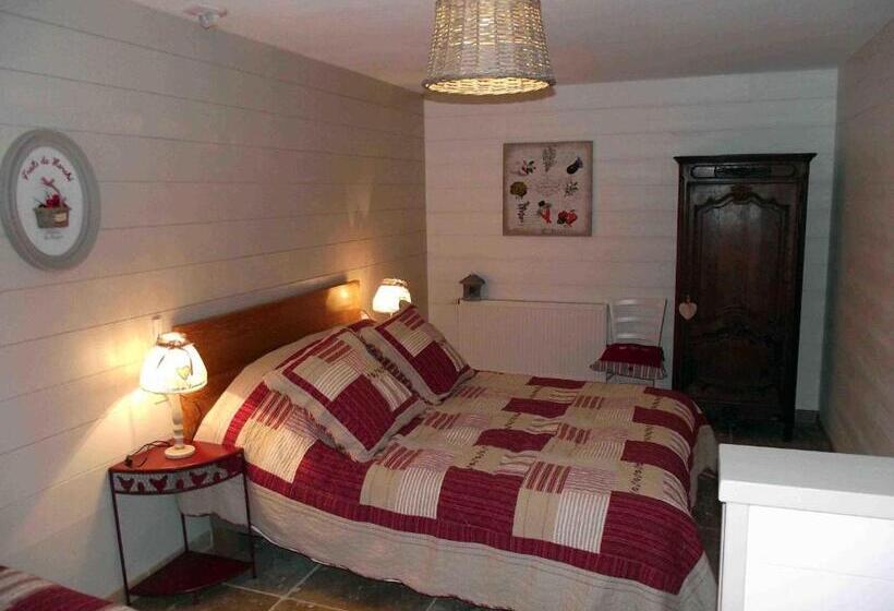 Четырехместный Номер Стандарт, Les Belles époques B&b   Piscine   Terrasses   Brumisateurs   Proche Puy Du Fou