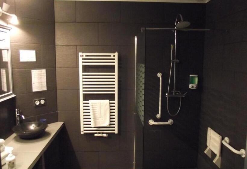 Пятиместный Стандартный Номер, Les Belles époques B&b   Piscine   Terrasses   Brumisateurs   Proche Puy Du Fou