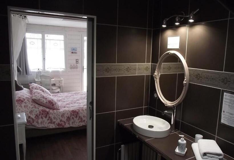 Номер Стандарт, Les Belles époques B&b   Piscine   Terrasses   Brumisateurs   Proche Puy Du Fou