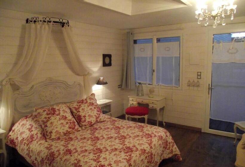 Номер Стандарт, Les Belles époques B&b   Piscine   Terrasses   Brumisateurs   Proche Puy Du Fou