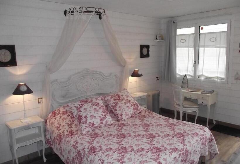 Номер Стандарт, Les Belles époques B&b   Piscine   Terrasses   Brumisateurs   Proche Puy Du Fou