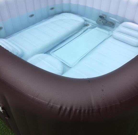 Четырехместный Номер Стандарт, Les Belles époques B&b   Piscine   Terrasses   Brumisateurs   Proche Puy Du Fou