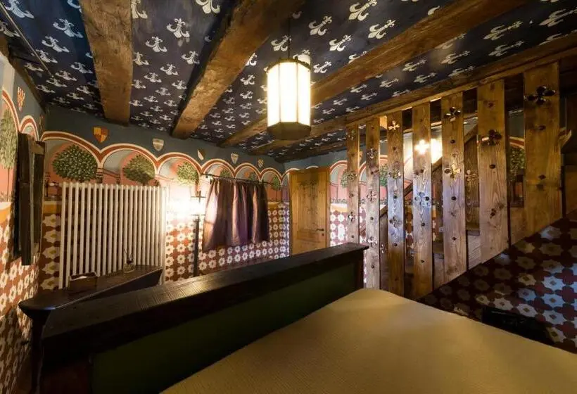 ファミリールーム, Castello Di Zumelle