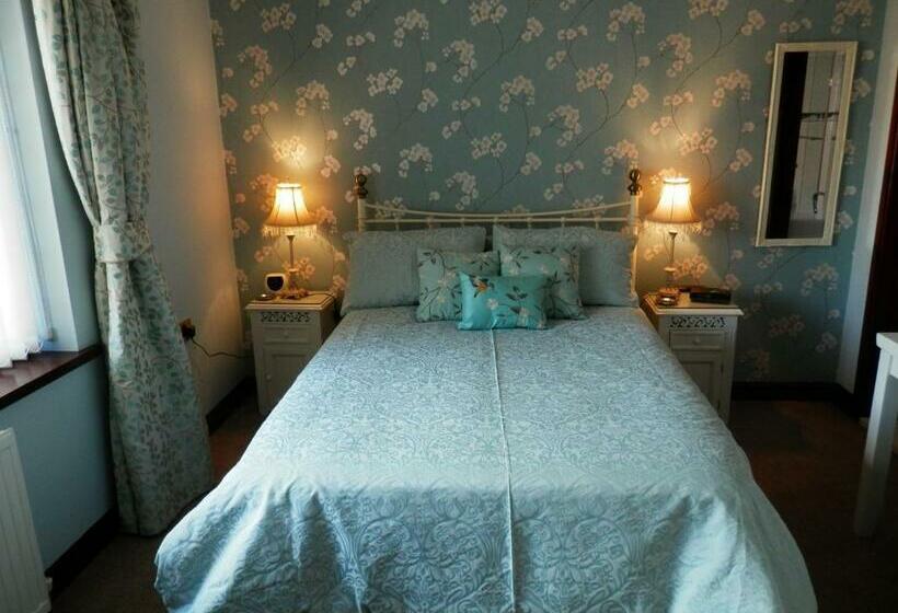 Номер Deluxe, Finjaro