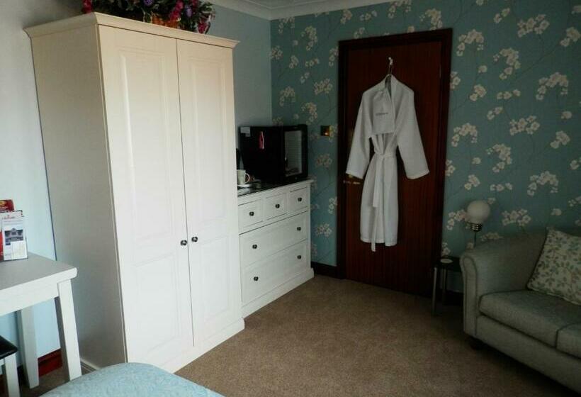 Номер Deluxe, Finjaro