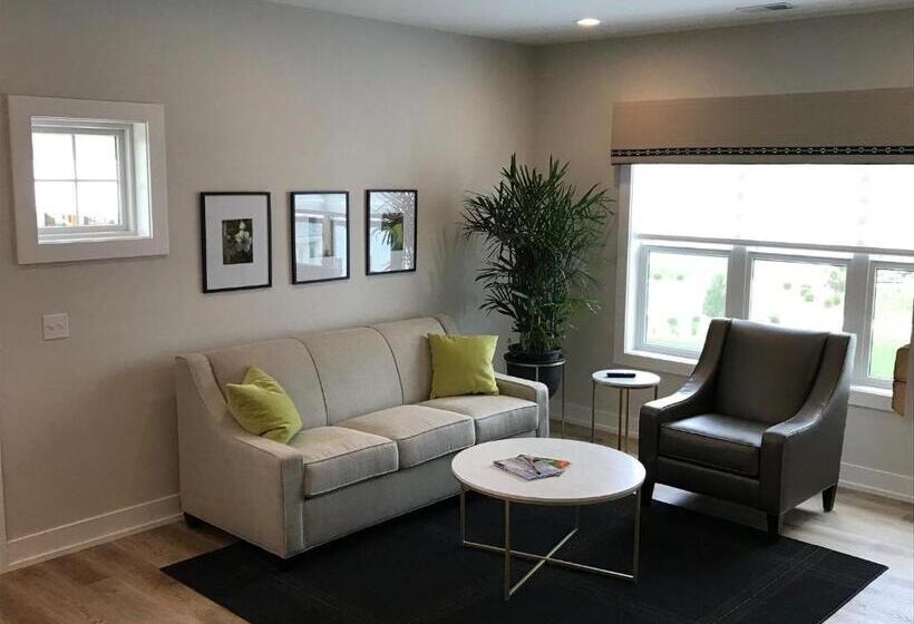 复式套房, Bay Pointe Inn