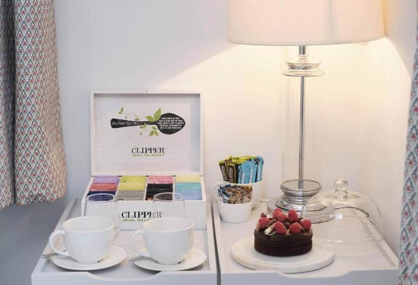 1间卧室的房子, Saddlers B&b