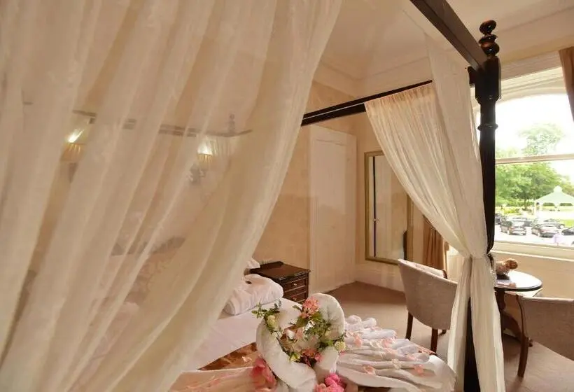 キングサイズベッドのスタンダードルーム, Steeton Hall Hotel & Restaurant