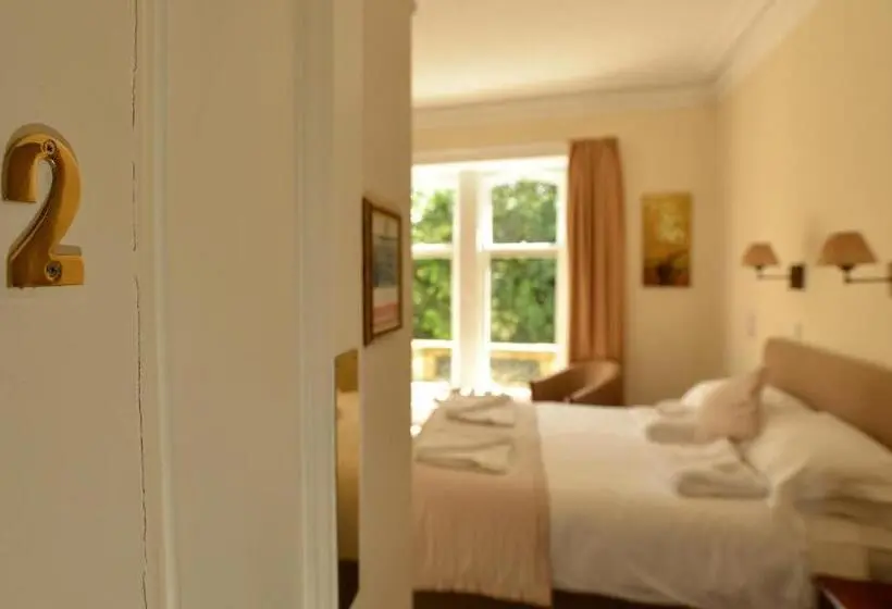 キングサイズベッドのスタンダードルーム, Steeton Hall Hotel & Restaurant