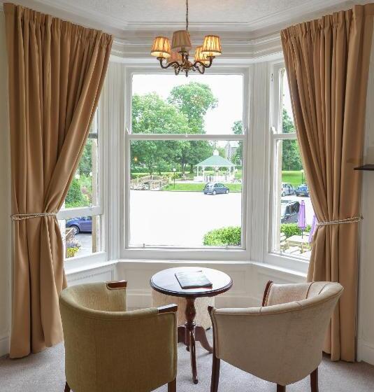 キングサイズベッドのデラックスルーム, Steeton Hall Hotel & Restaurant