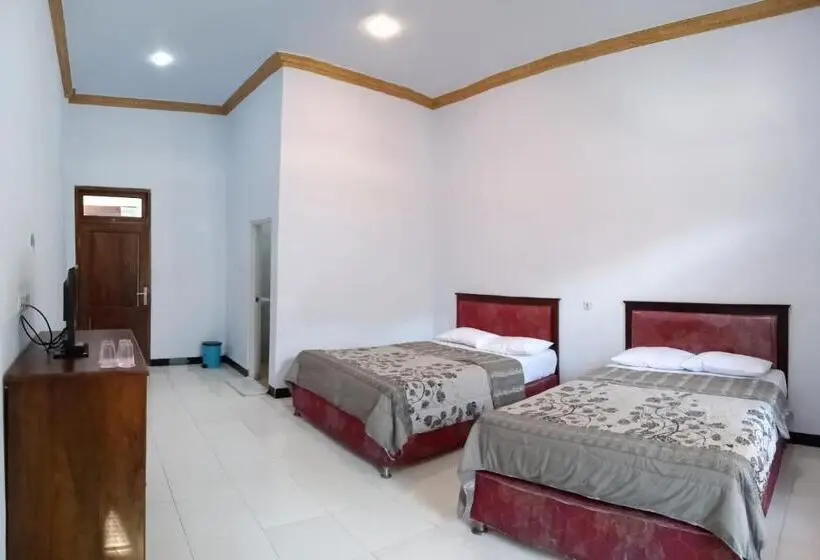 Quarto Superior, Nadia Bromo
