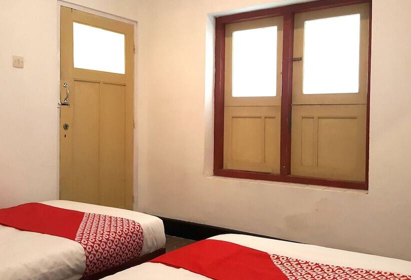 Семейный Номер, Taman Wisata Kopeng Resort Powered By Cocotel